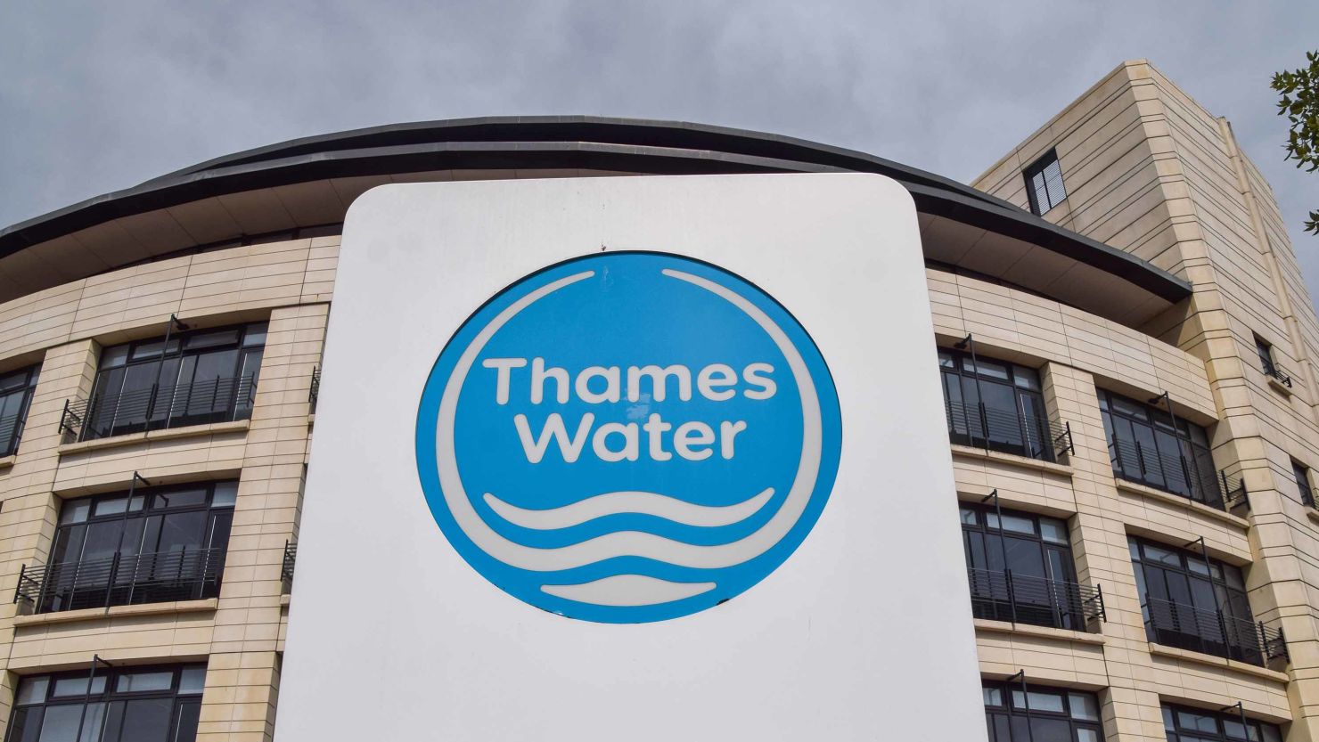 Thames Water Rising Main Thames Water: Update on services, infrastructure and regulation ...